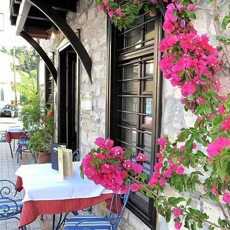 Дом отдыха Quiet Panoramic Sea View -large Balcony