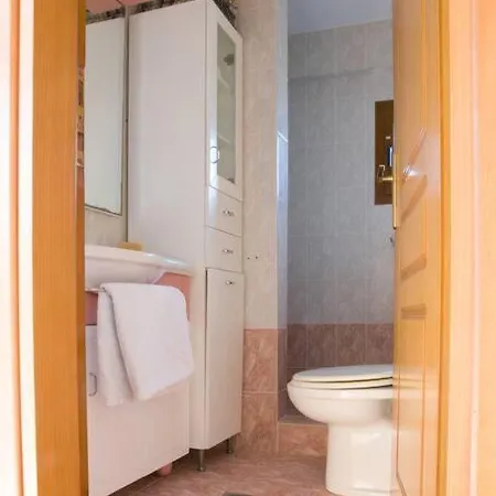 Quiet Panoramic Sea View -large Balcony